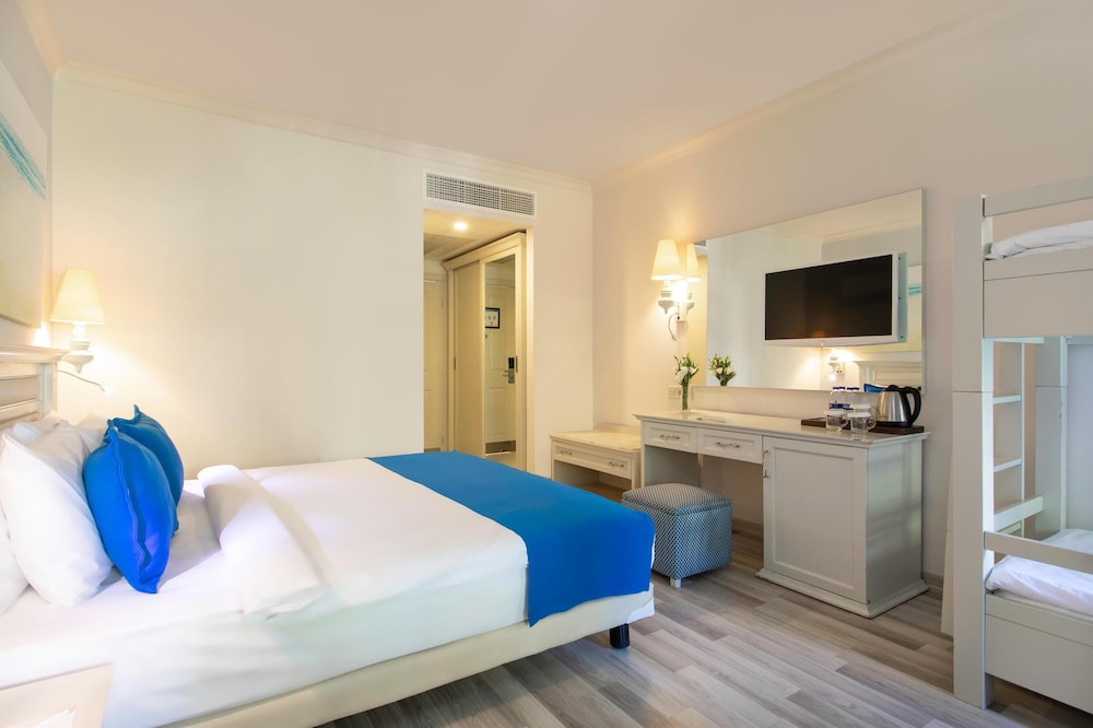 Standard Quad room