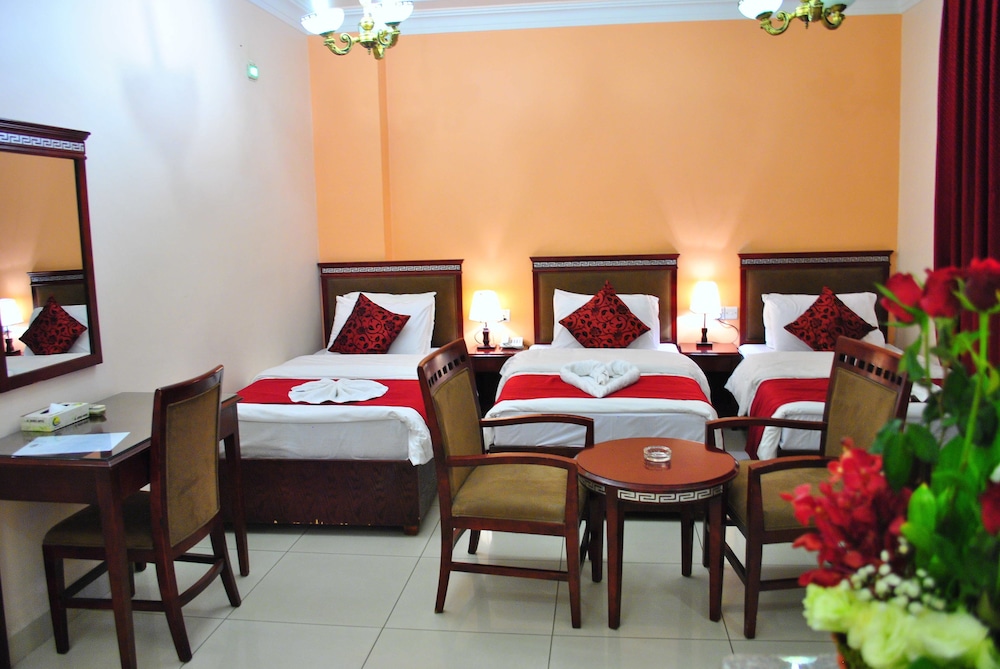 Al Qidra Hotel 10/24