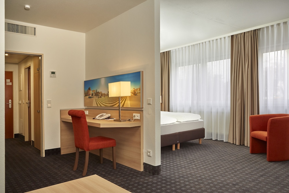 Heiner Hotel Darmstadt 14/31