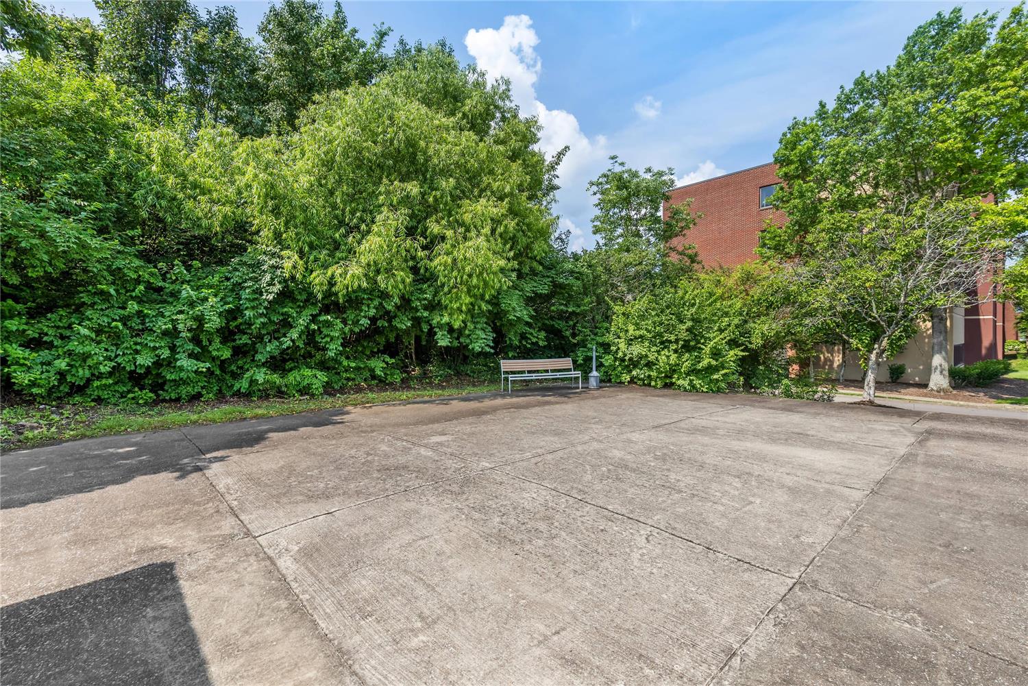 Suburban Studios Brentwood - Nashville 8/11