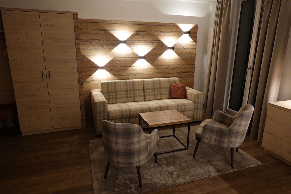 Hotel Schweizerhof 24/30