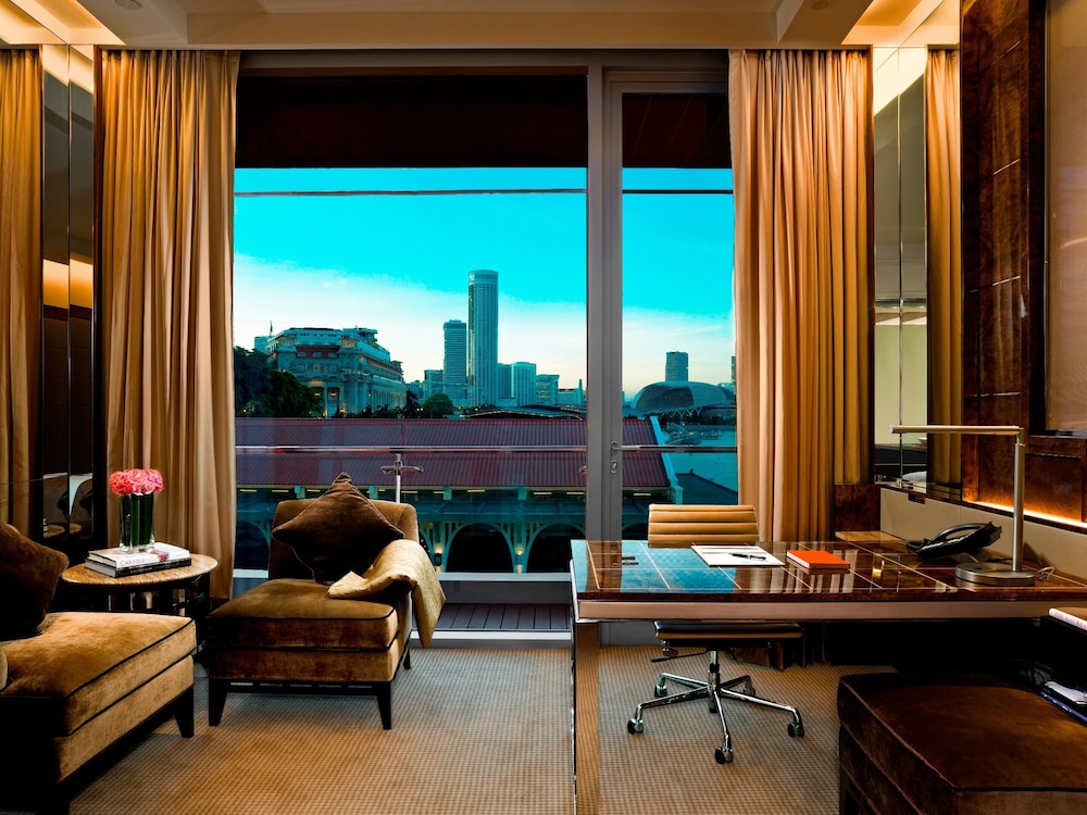 The Fullerton Bay Hotel Singapore 41/79