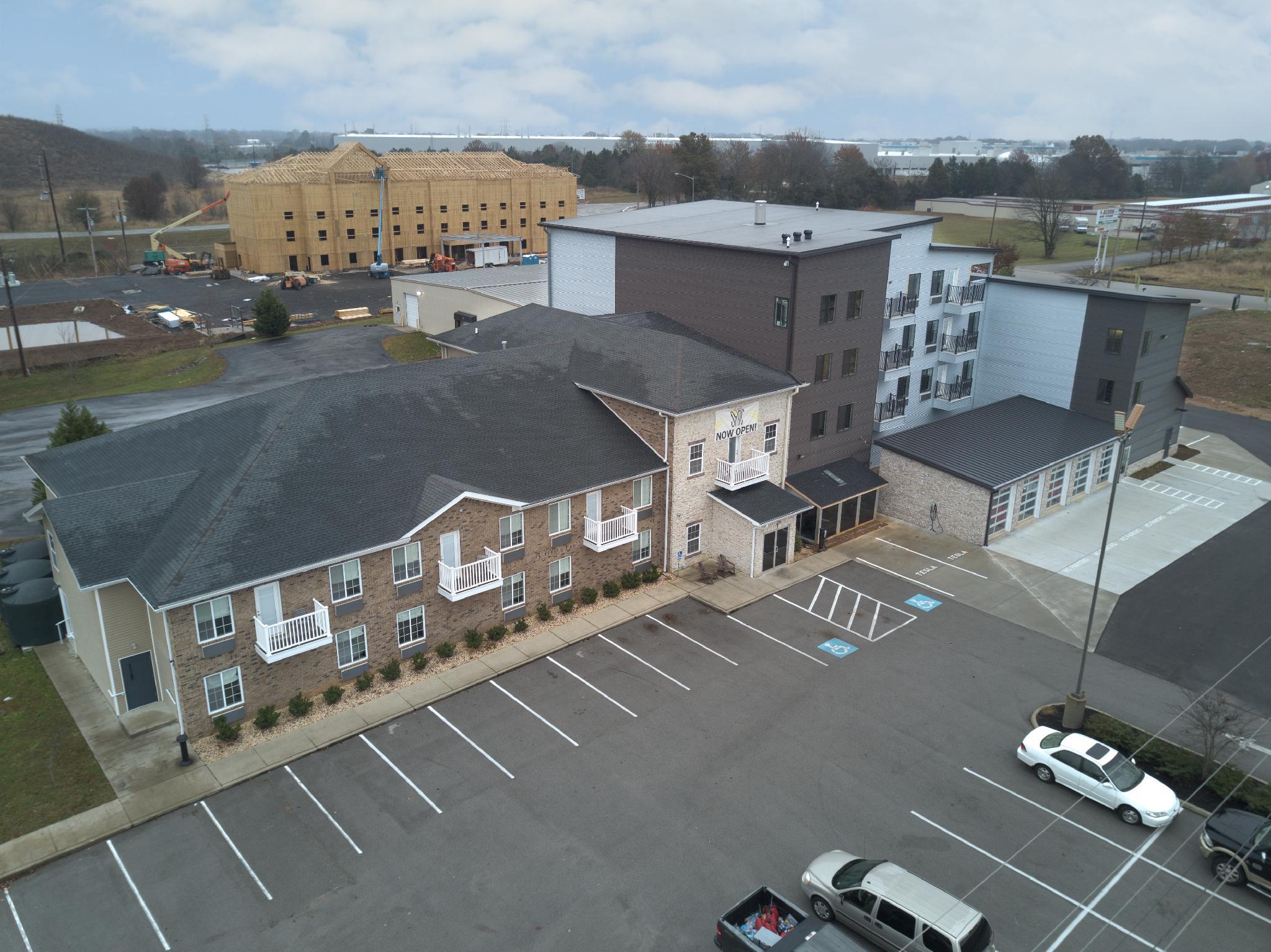 The Hotel SYNC 25/25