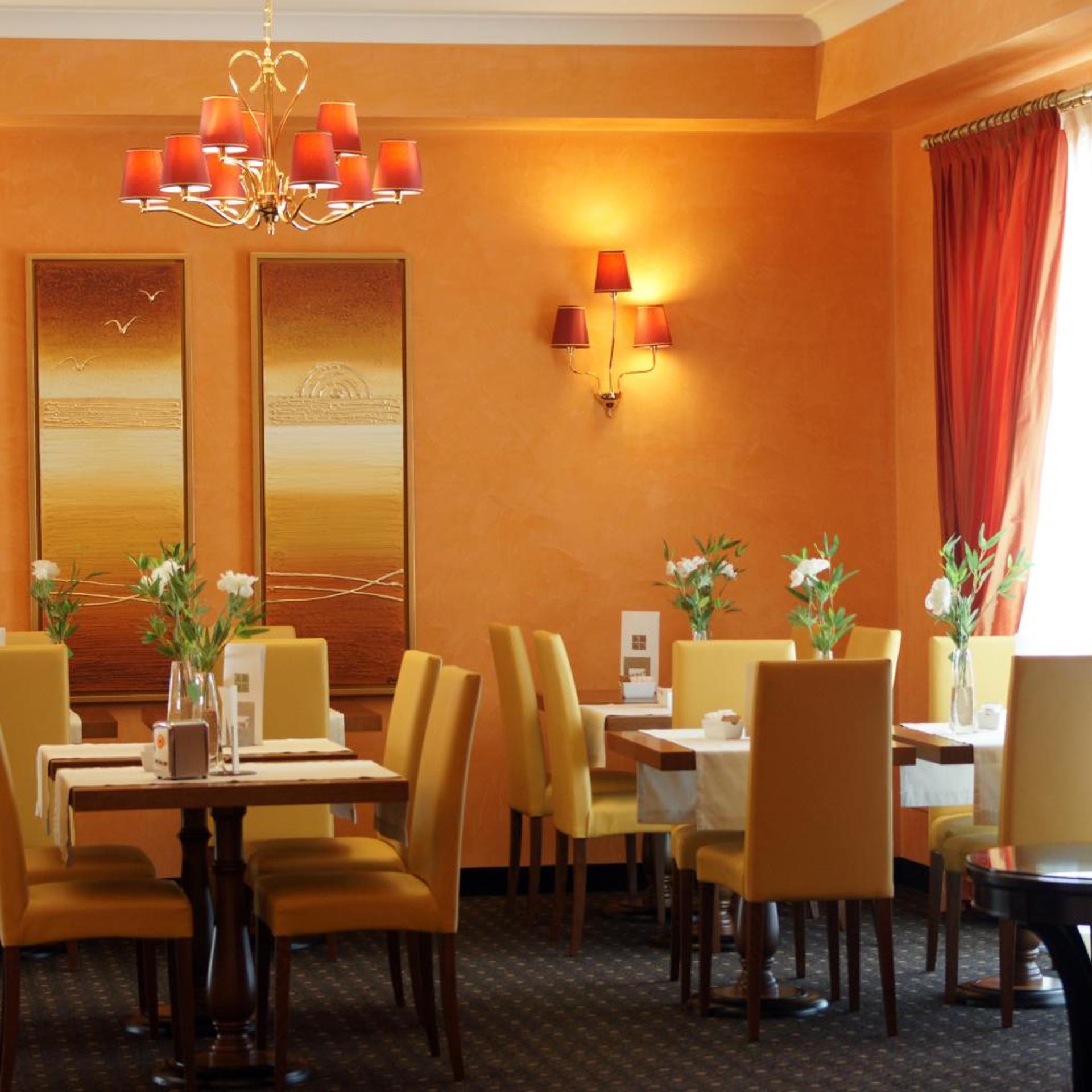 Bram Hotel 46/50