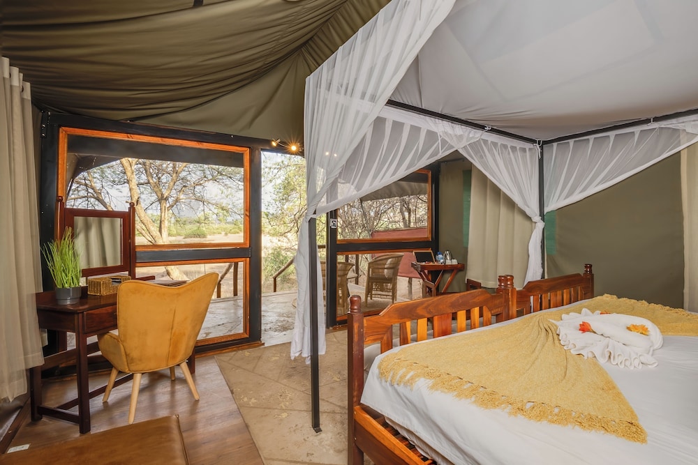 Elephant Valley Lodge 11/50