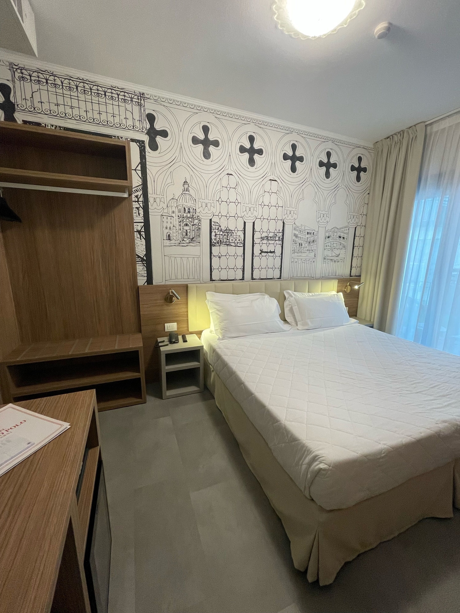 BASIC, DOUBLE OR TWIN BED