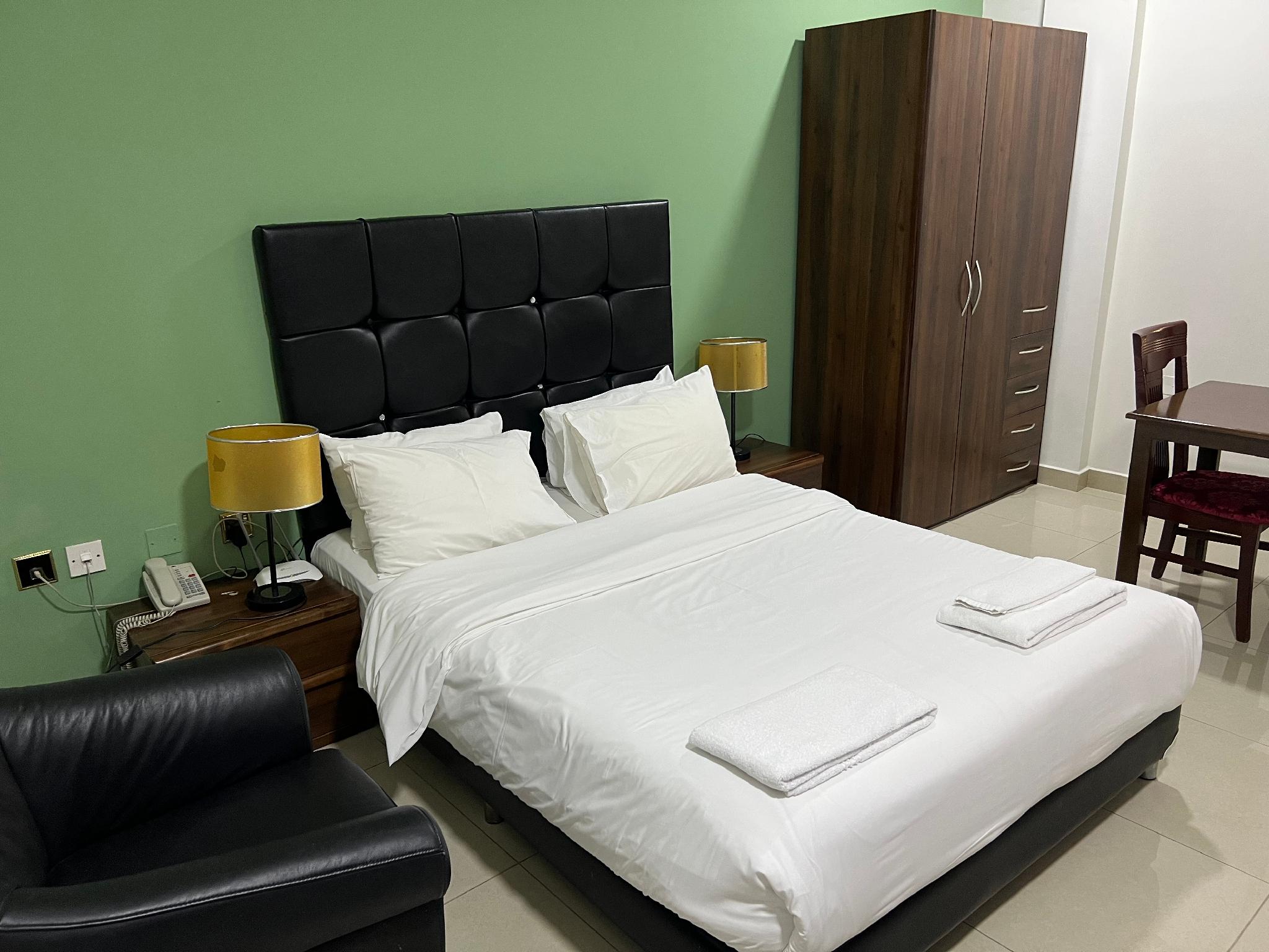 Economy, Double Bed