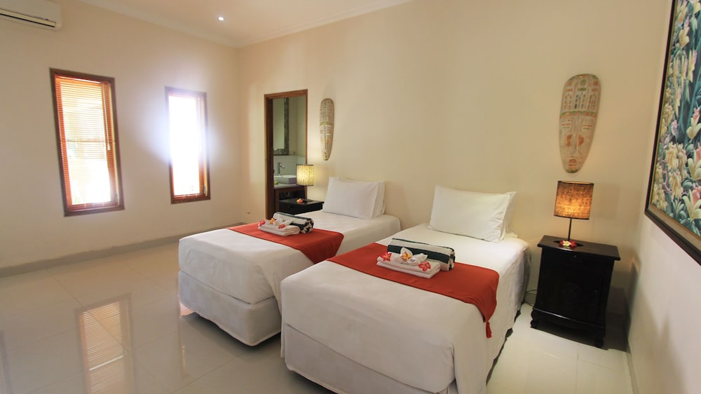 POINCIANA RESORT 39/75