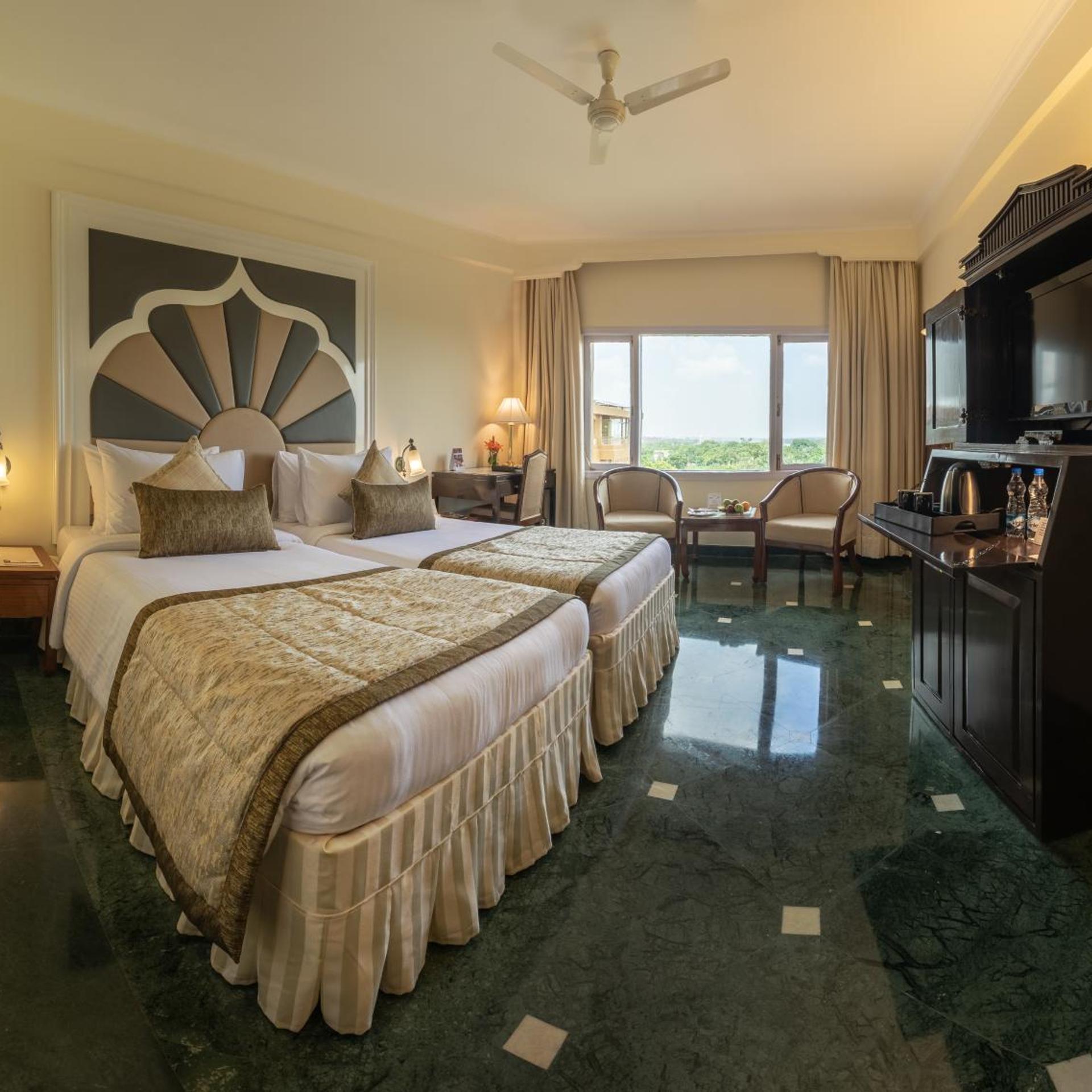 Deluxe Double Room Garden View