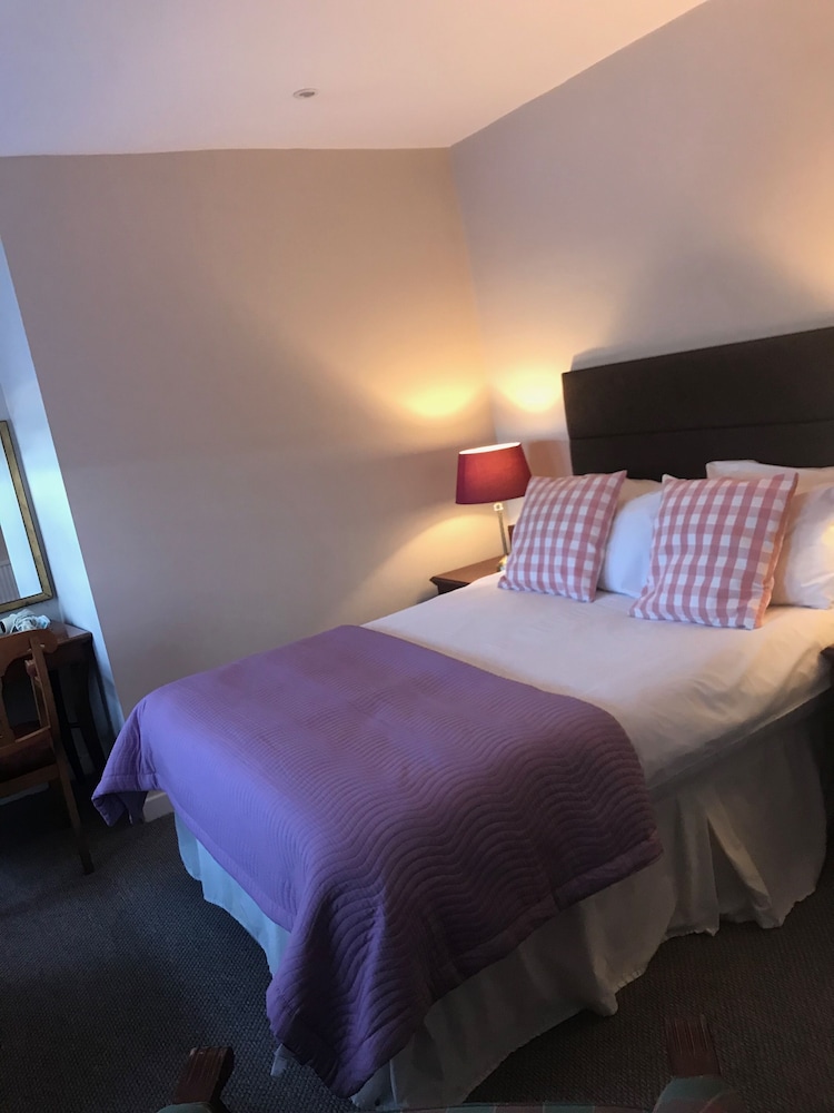 Mansfield House Hotel 36/73