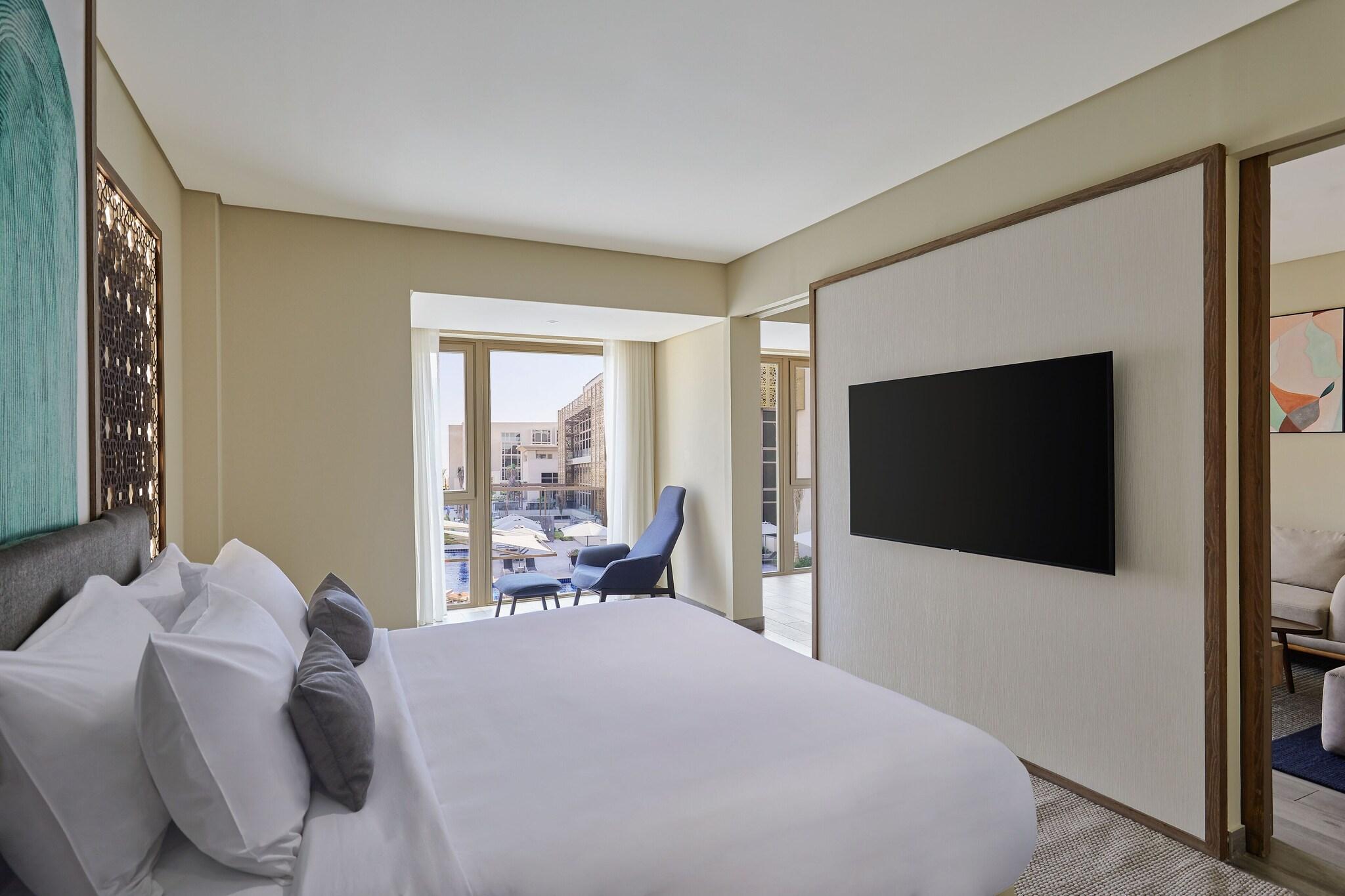 Regency, Suite, King Bed