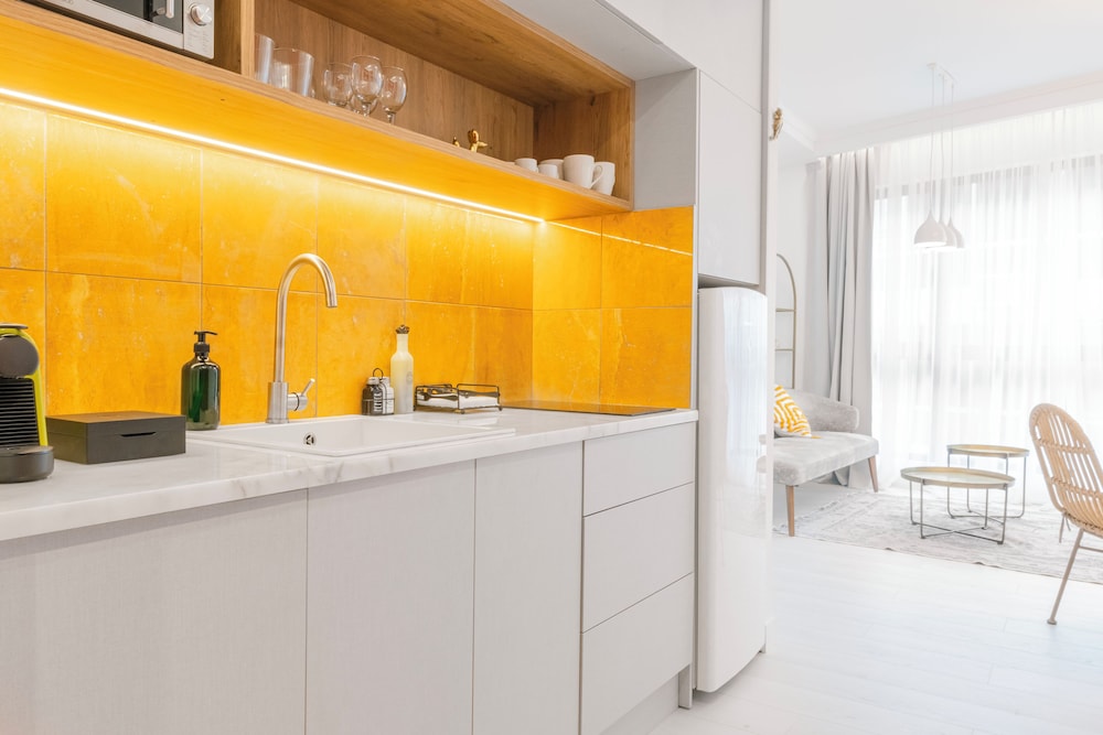 Ototo Luxury Living 8/50