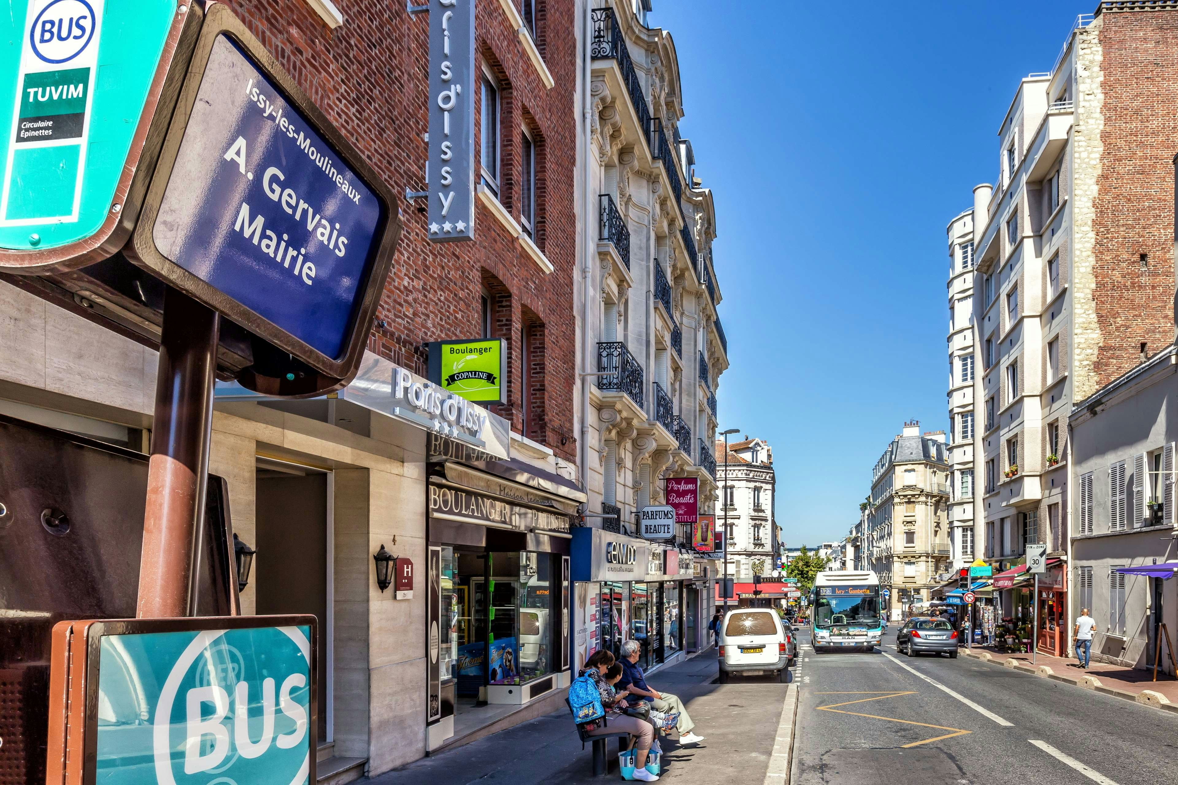 Paris d Issy Hotel Porte de Versailles 43/44