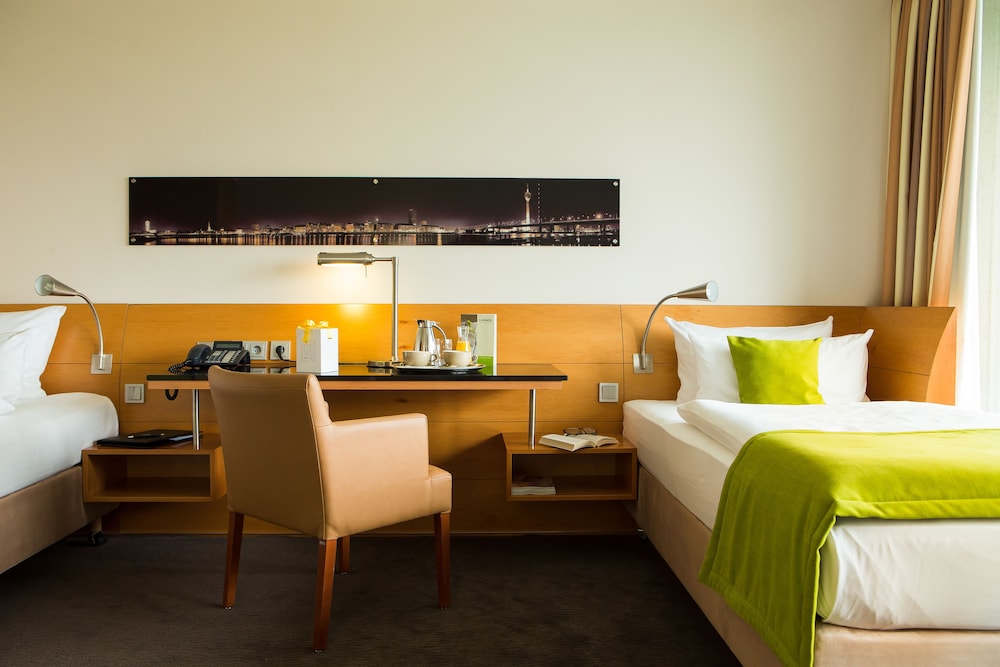 Lindner Hotel Dusseldorf Seestern, Part of Jdv by Hyatt 23/83