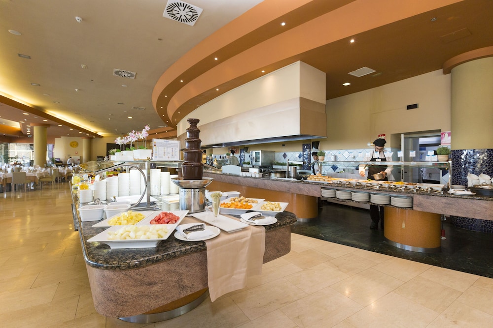 Gloria Palace Royal Hotel and Spa 50/70
