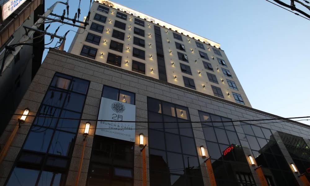 February Hotel Dongseongro 4/68