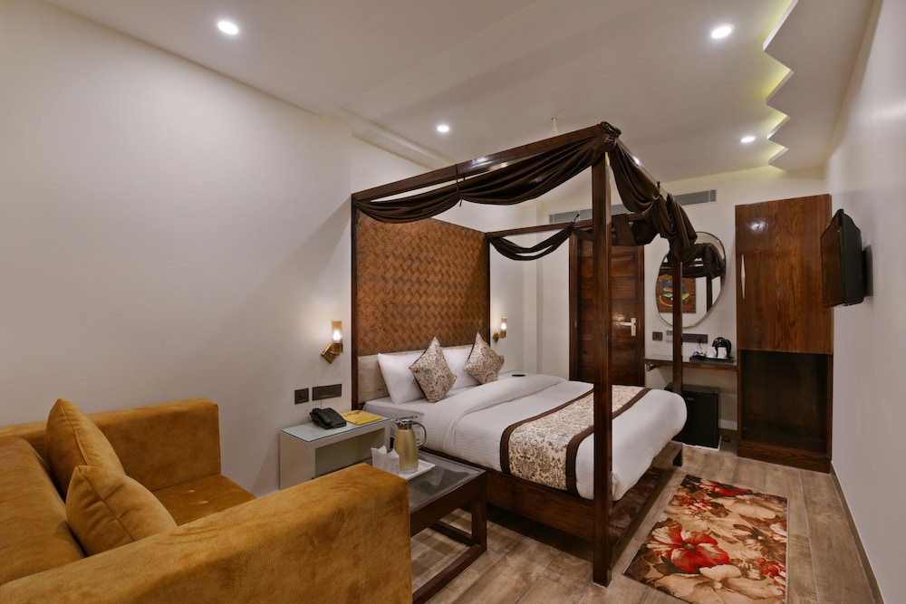 Hotel Blue Pearl Paharganj 45/50