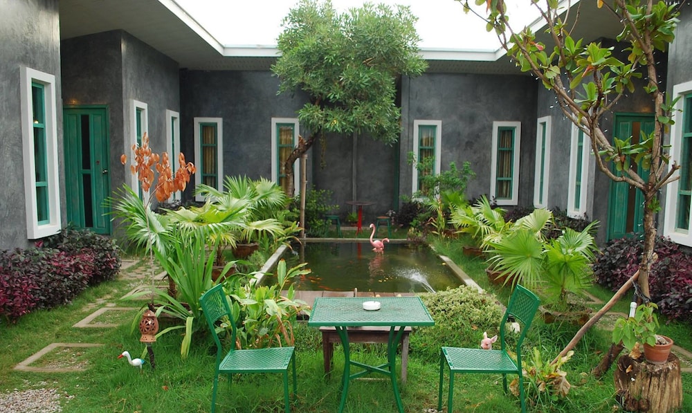 Chatchanan Resort 16/20