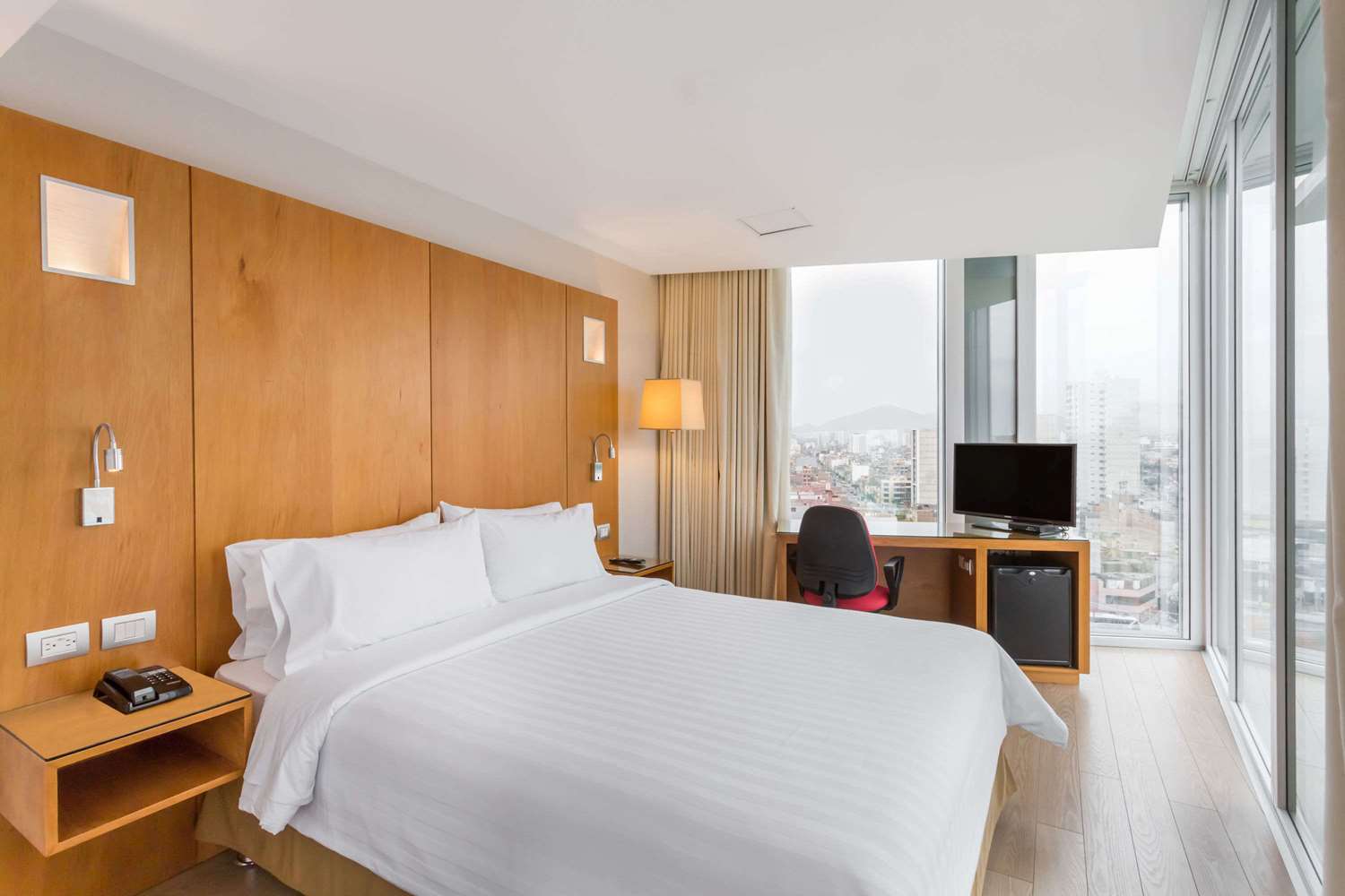 Ramada Encore by Wyndham Lima San Isidro 12/49