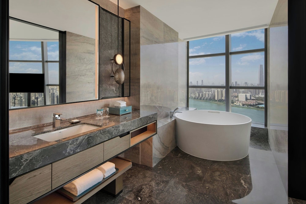 Wuhan Marriott Hotel Wuchang 50/50