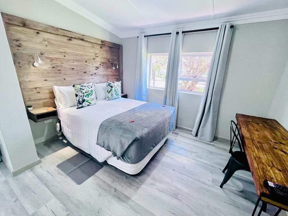 Madeira Bed 14/43