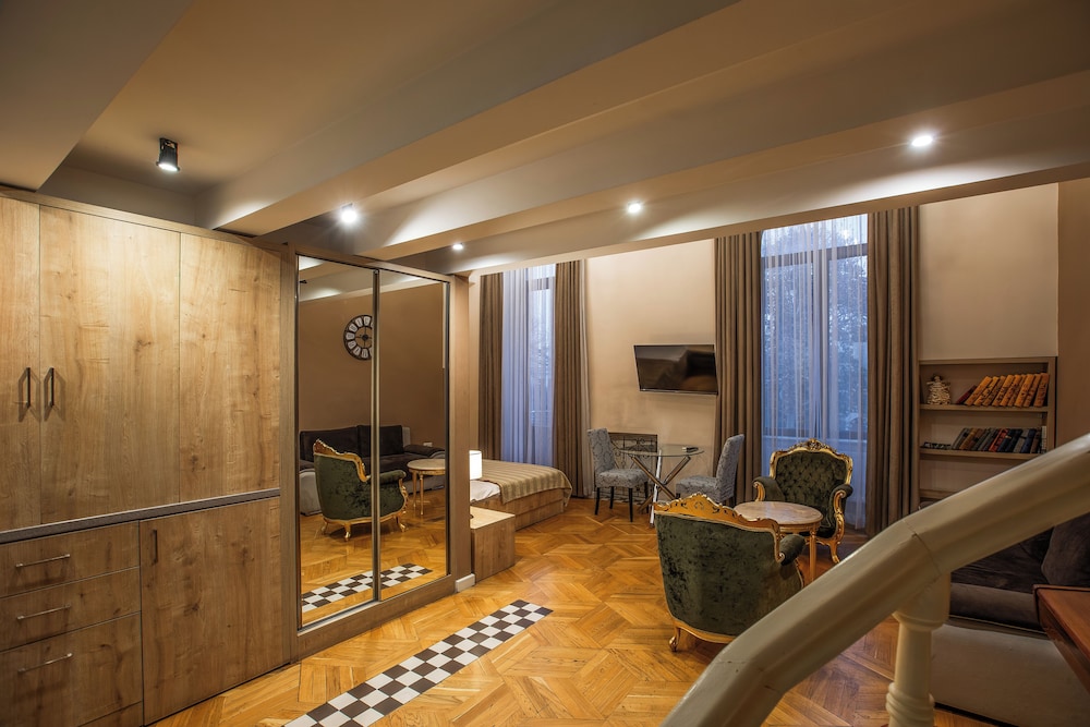 Hotel Rustaveli 26/50