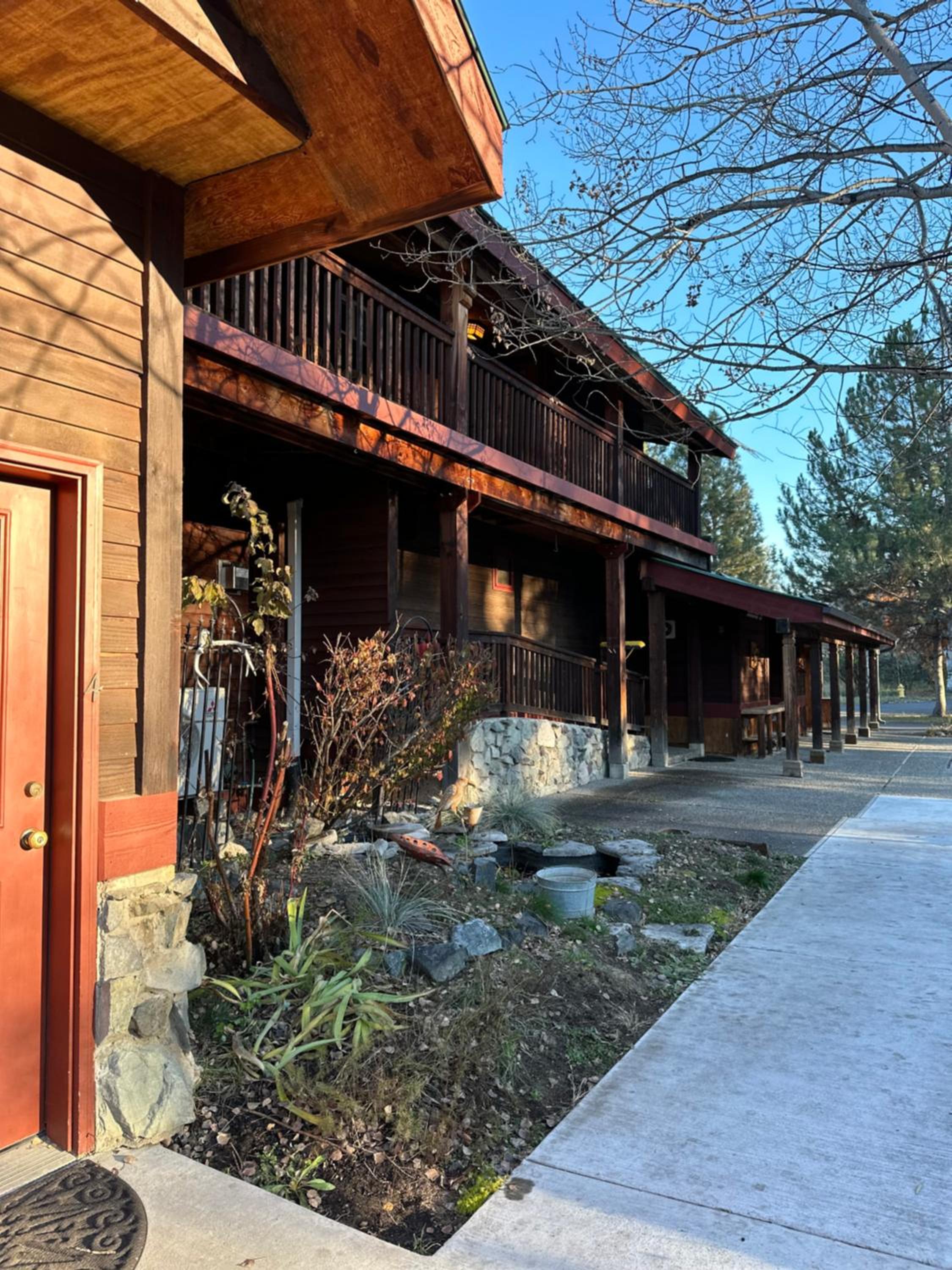 Chewuch Inn & Cabins 5/24
