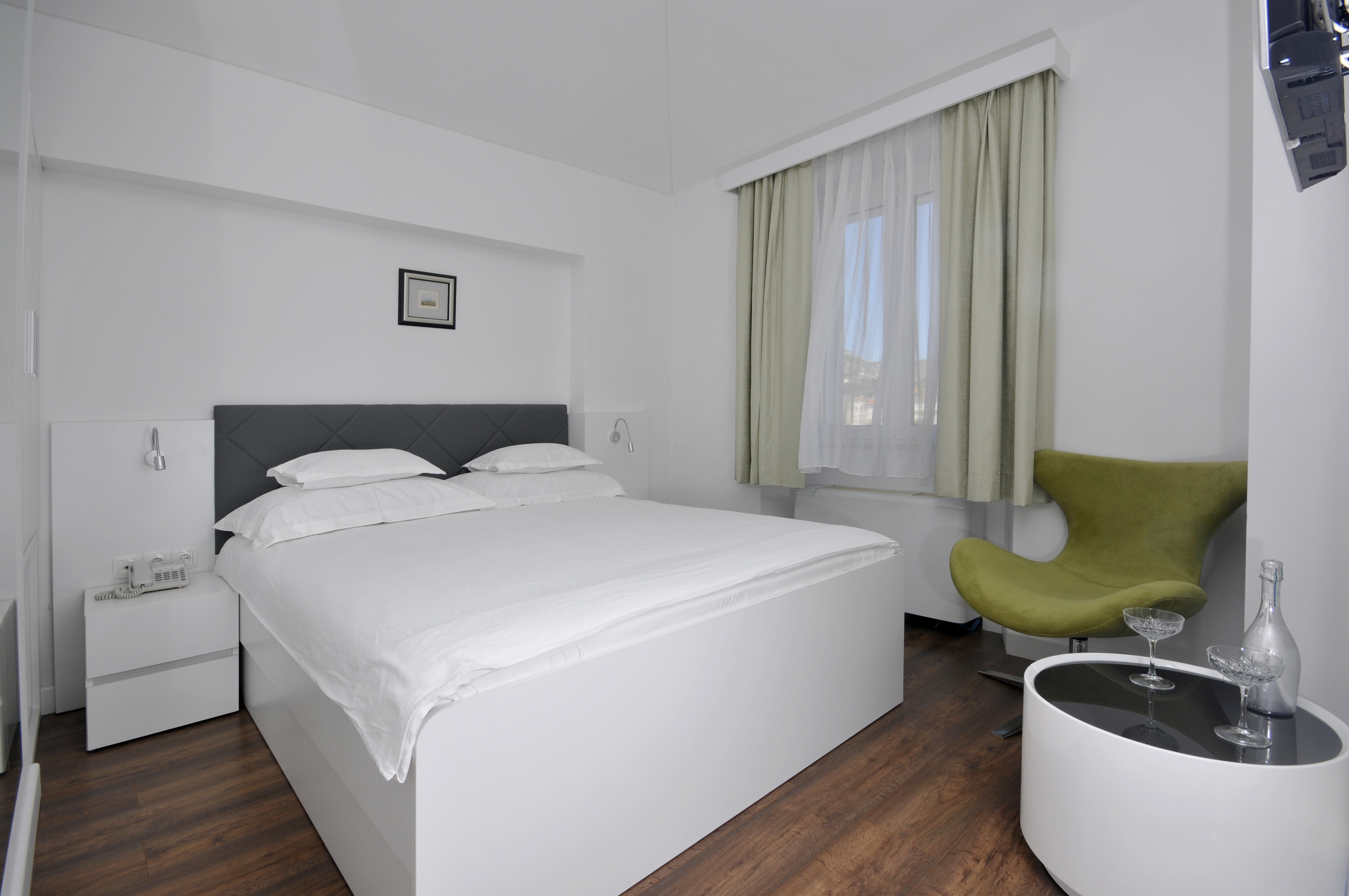 Room, Double Bed, Sea View