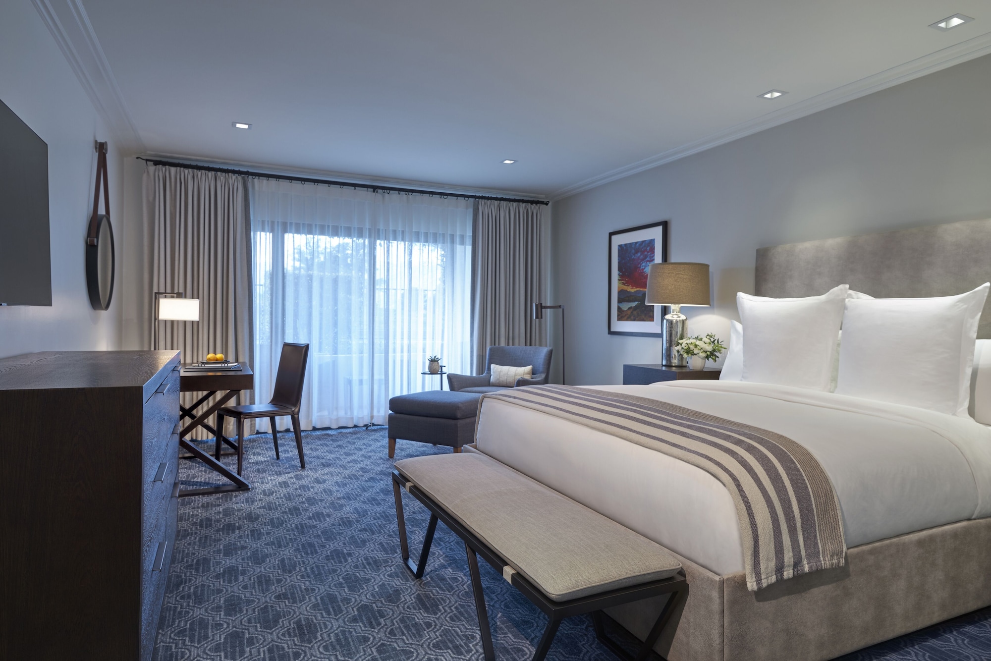Luxury, King Bed
