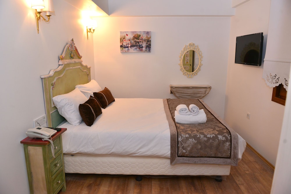 Oriella Hotel 19/40