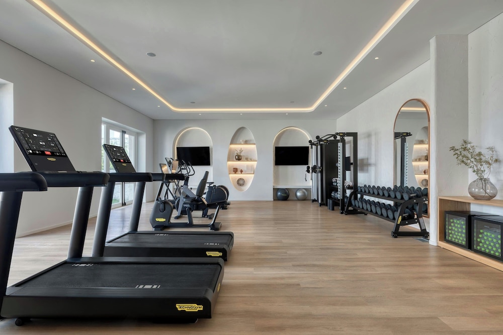 Patmos Aktis Suites And Spa 56/86