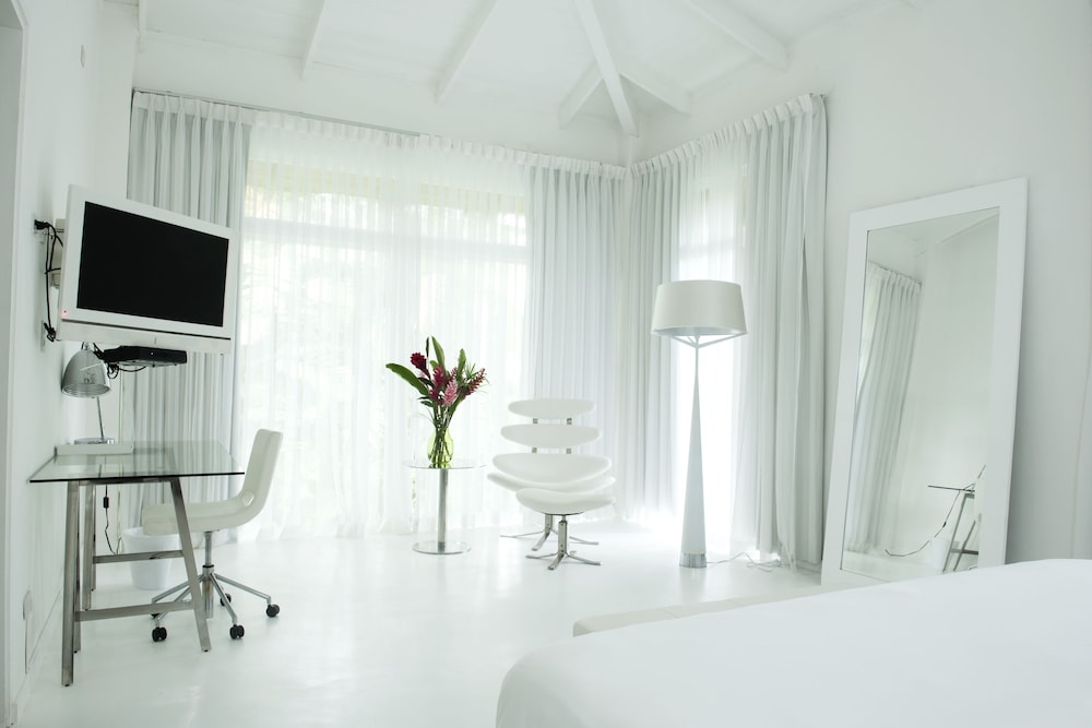 Le Cameleon Hotel 53/65