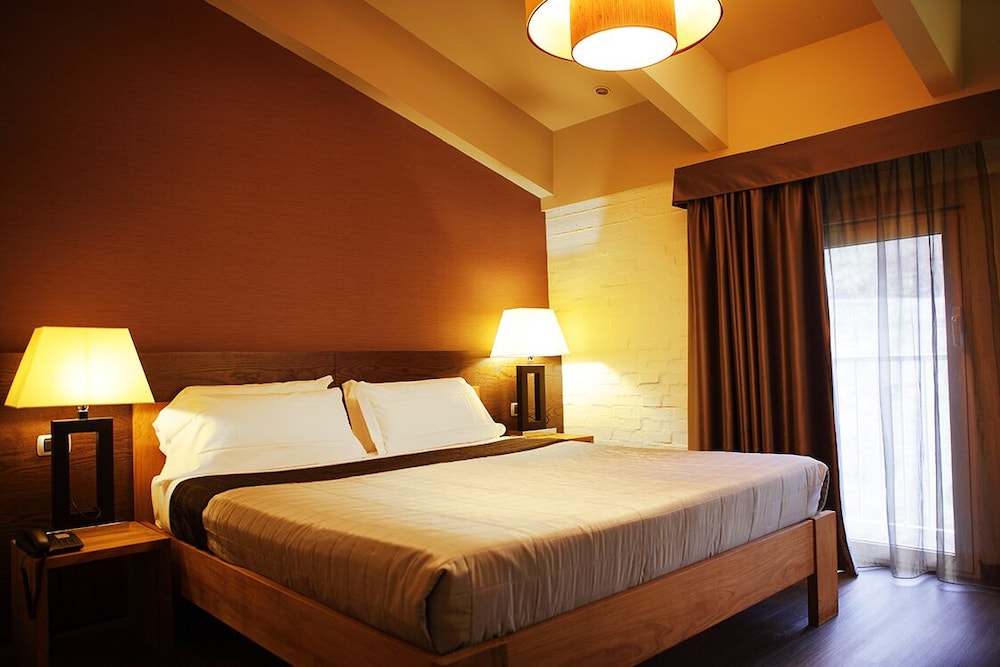 Admiral Park Hotel 7/52