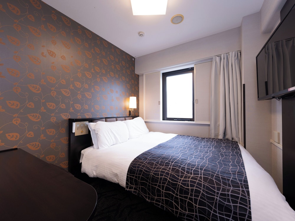 ROOM, SINGLE, SINGLE BED, SMOKING