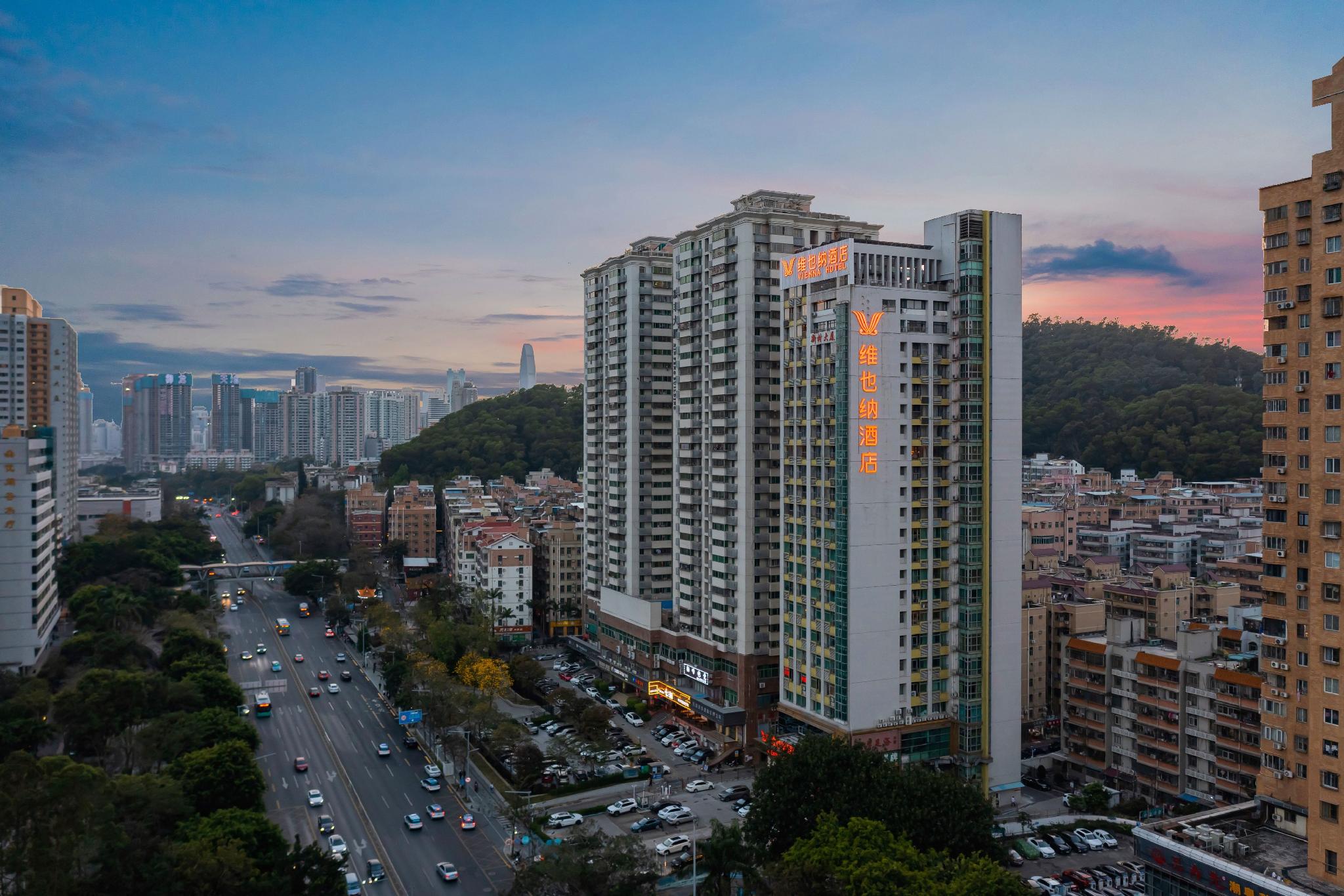 Vienna Hotel (Shenzhen Aiguo Road) 3/40