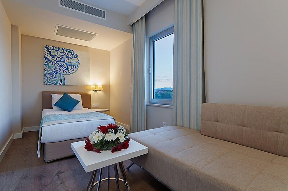 Seashell Resort & Spa 7/27