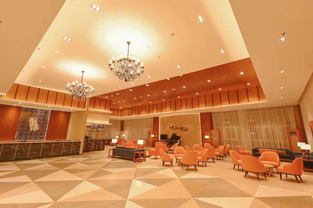 Sotogrande Hotel and Convention Center Batangas 7/38
