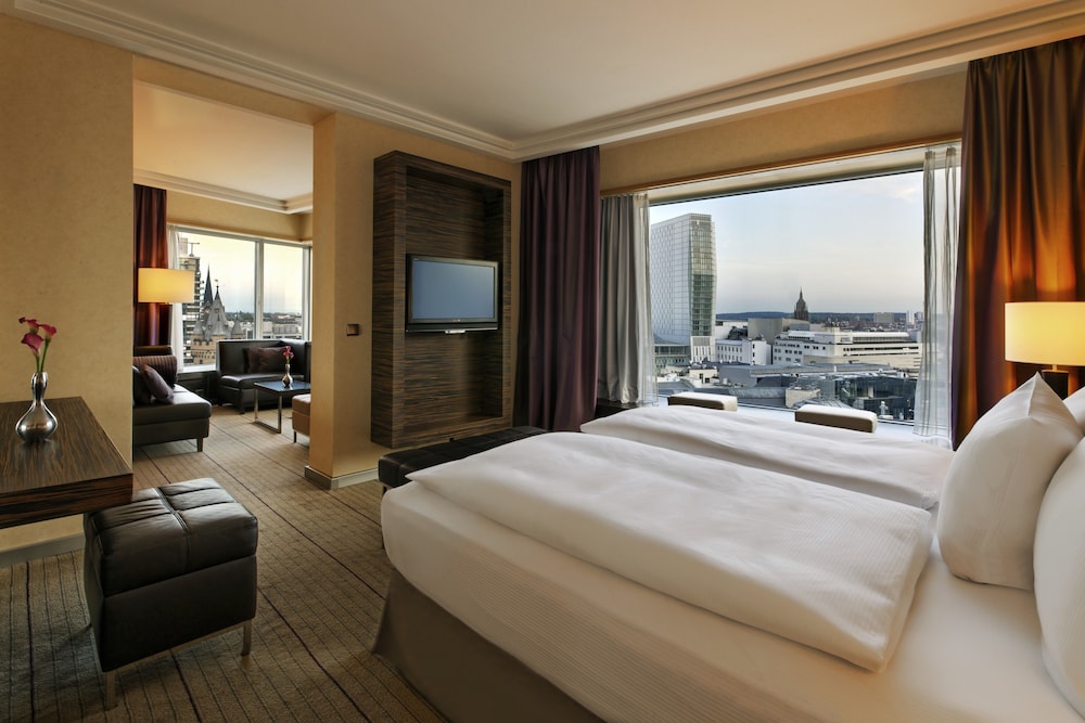 Hilton Frankfurt City Centre 17/88