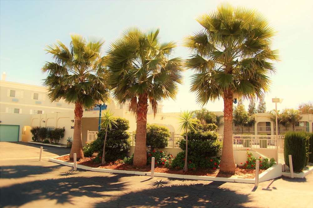 Travelodge By Wyndham Los Banos CA 1/26