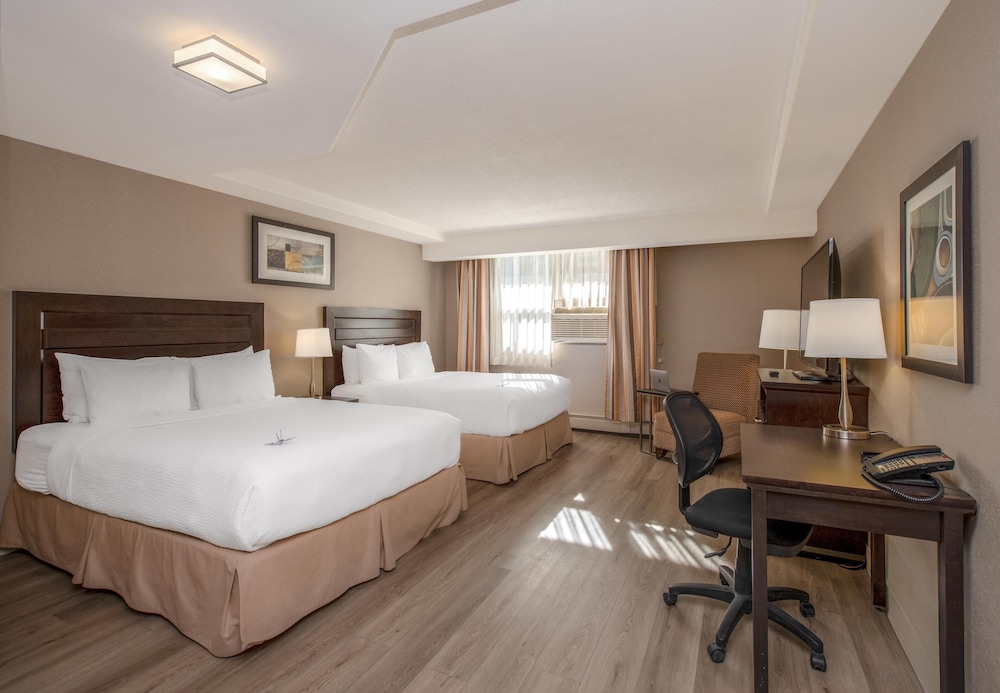 Coast Calgary Downtown Hotel and Suites by APA 20/61