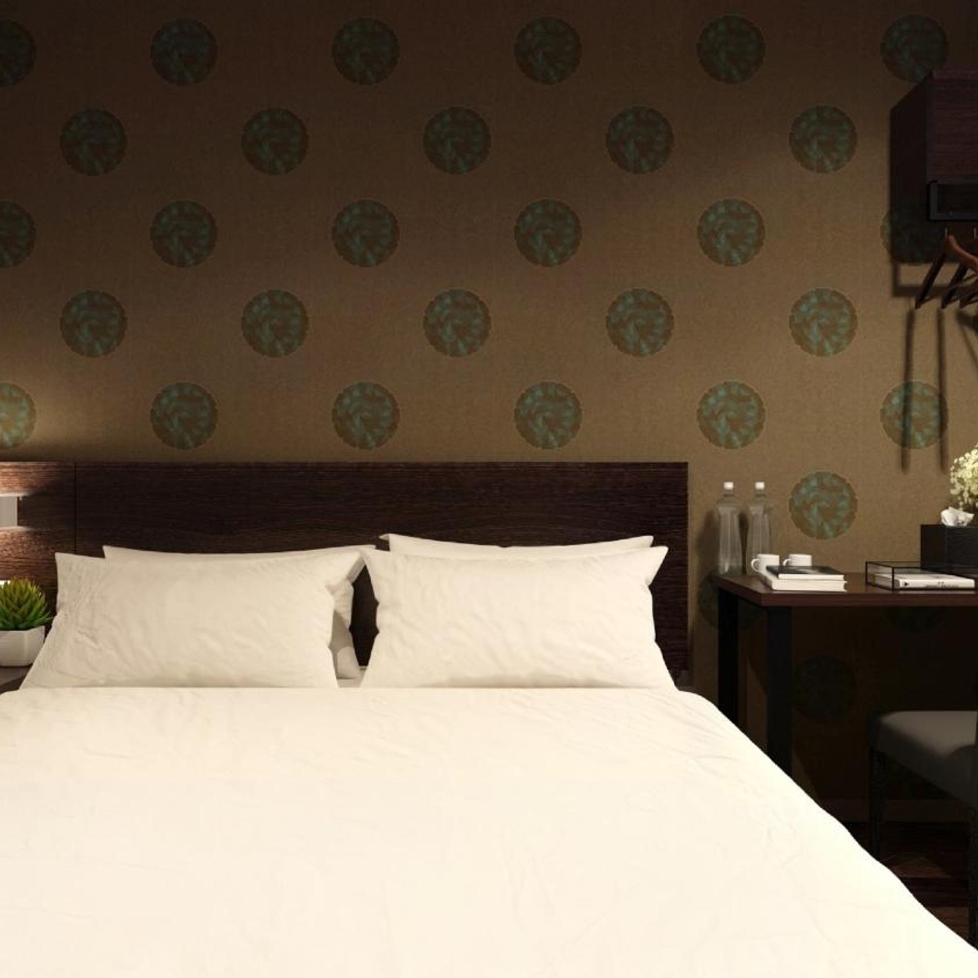 Room, King Bed, Queen Bed, No Window، The Square Hotel 3/10