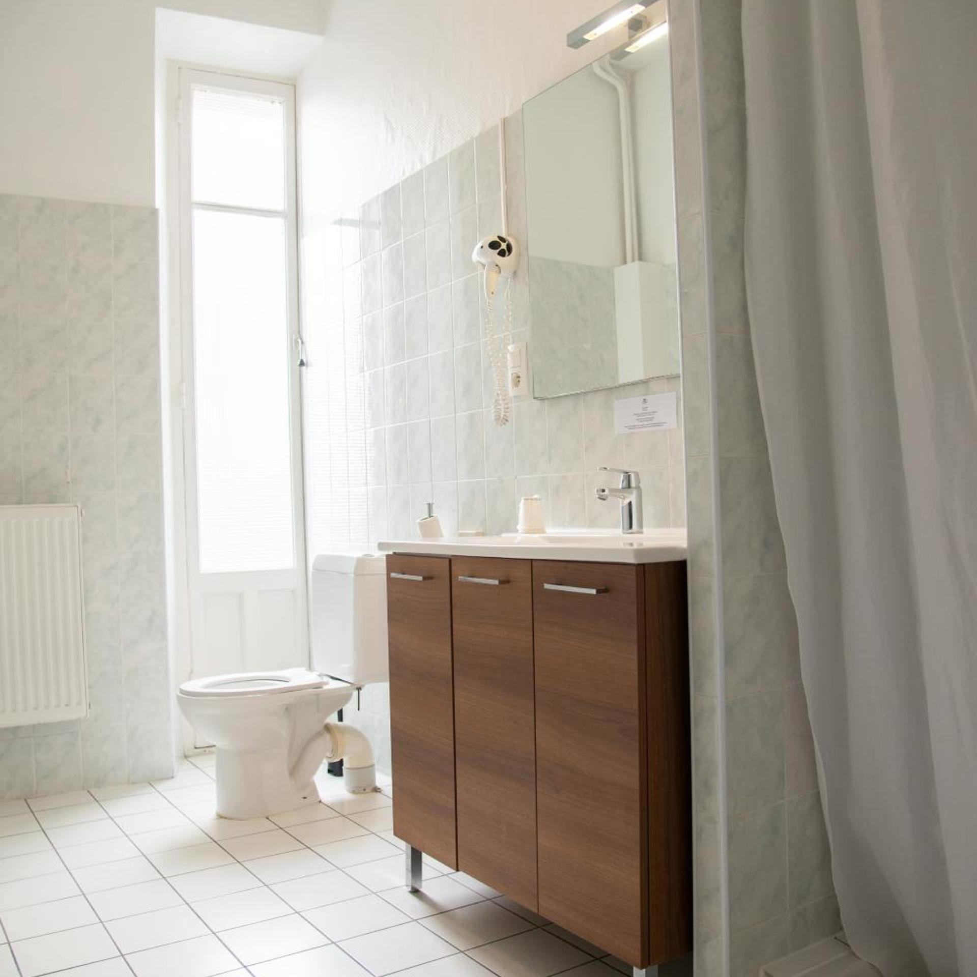 غرفة بسريرين منفصلين، COMFORT HOTEL ACTUEL CHAMBERY CENTRE 10/10