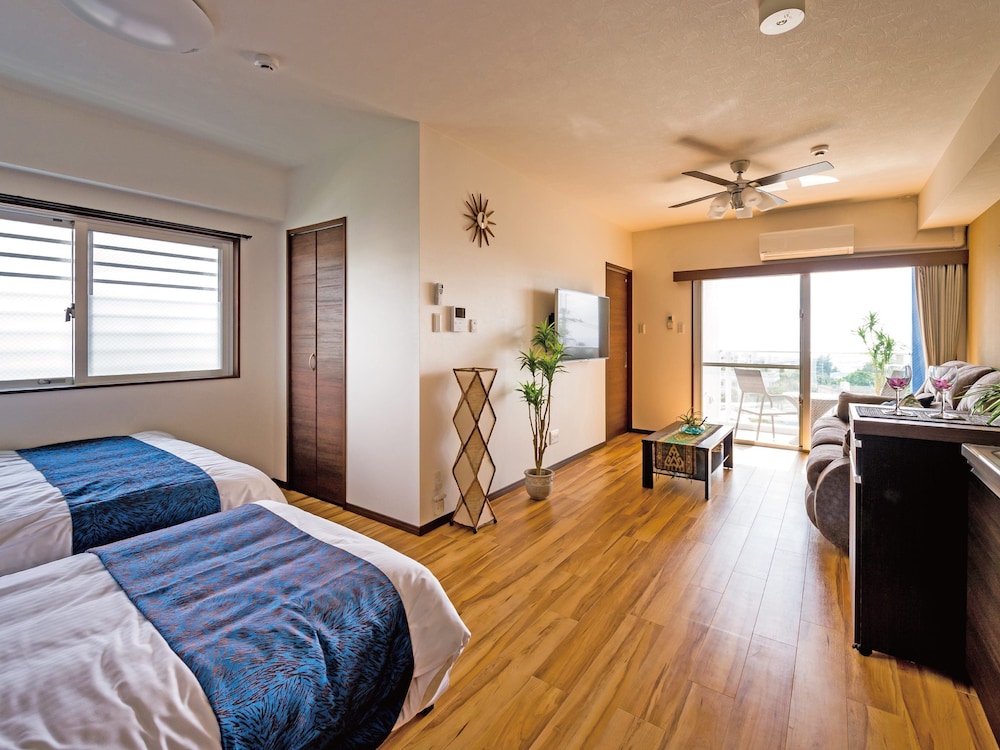 Zoe Resort The Sunset Village Okinawa Chatan 17/50