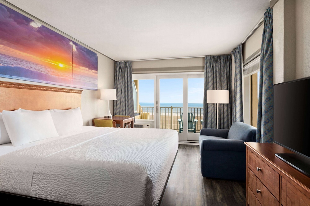 Room, King Bed, Ocean Front