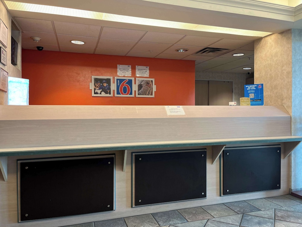 Lobby at Motel6 Las Cruces, NM - Telshor, LAS CRUCES - NM