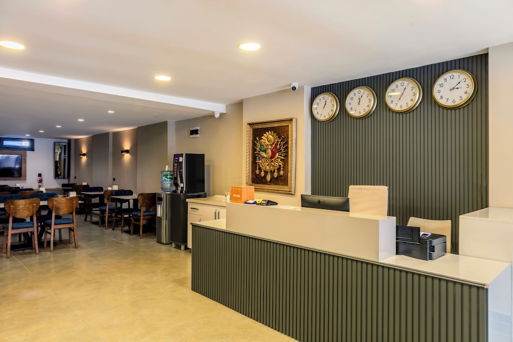 Evim Hotel 9/50