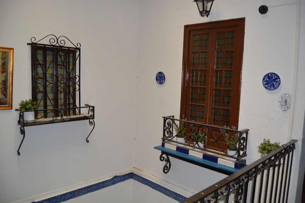 Pension Giraldilla 12/67
