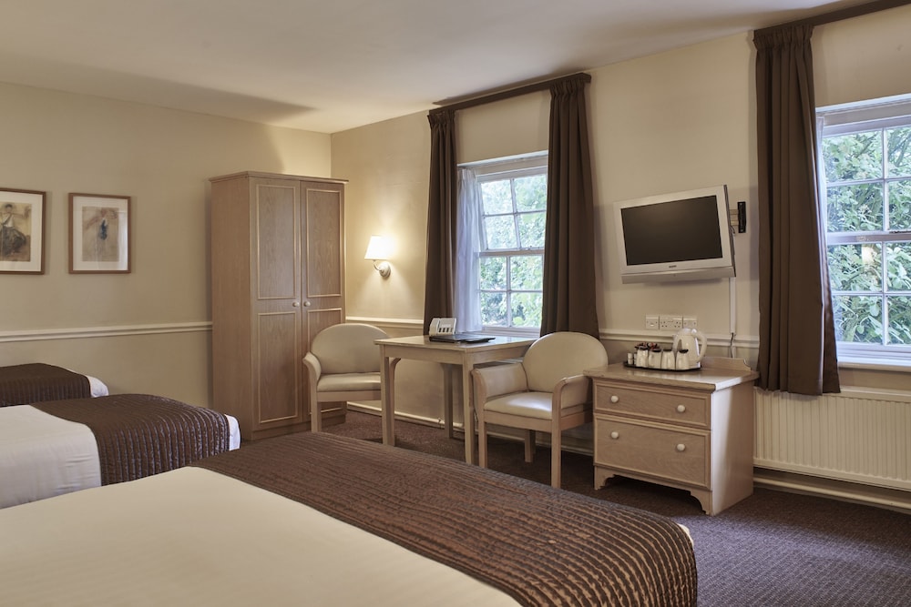 The Regency Hotel Solihull Formely Corus Solihull Hotel 32/35