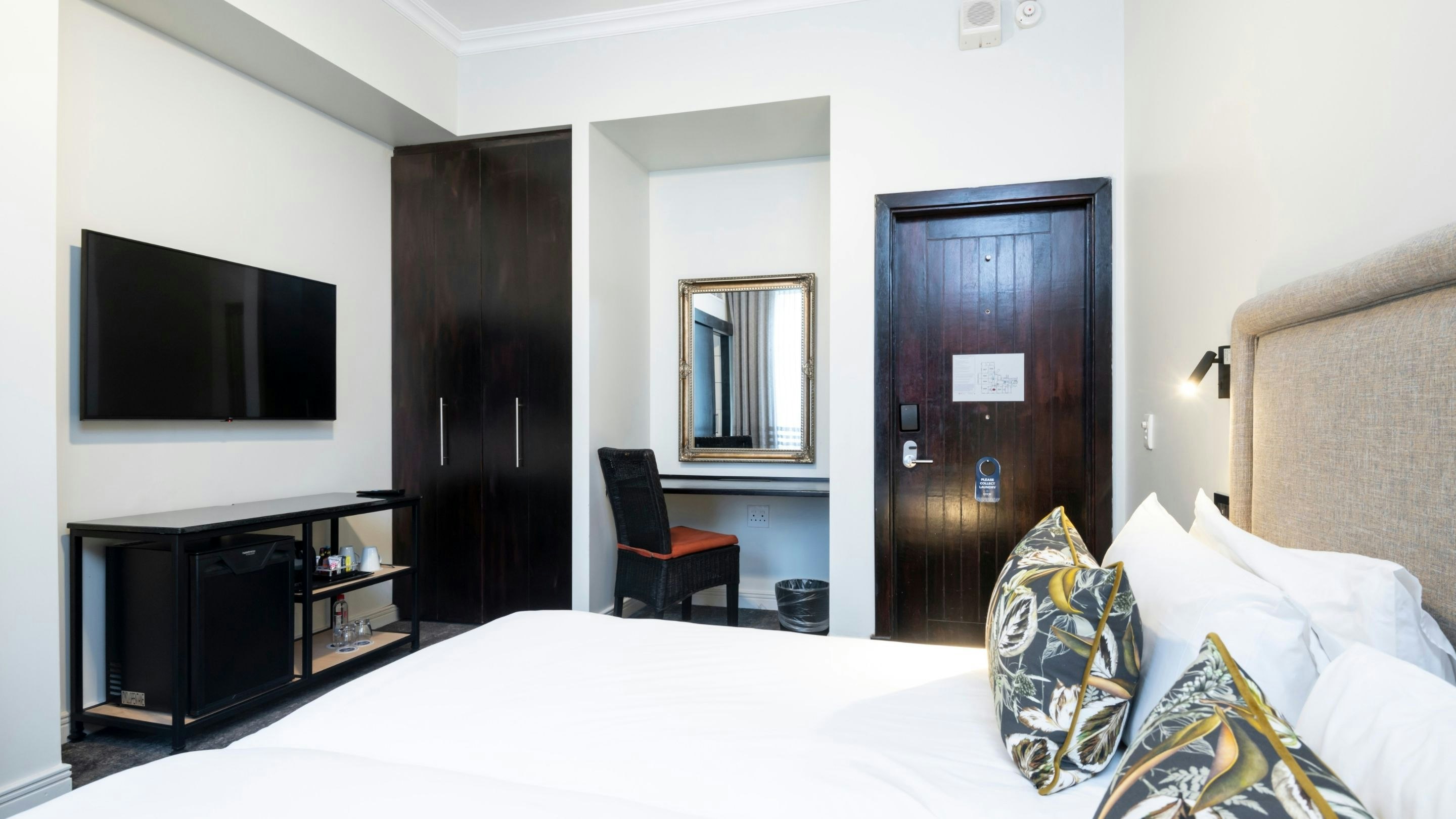 Universal Accessible Room