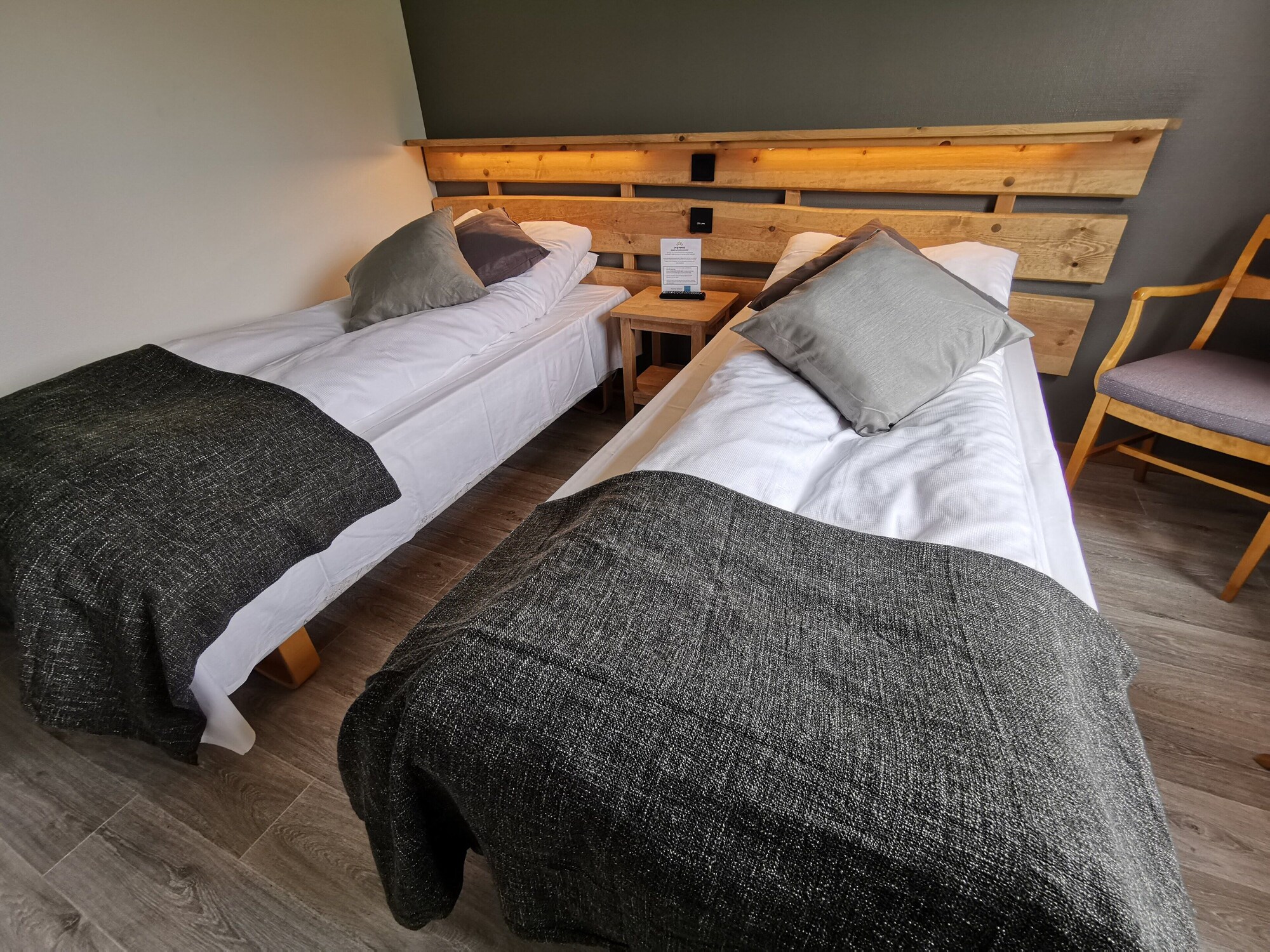 Adjoining, Family, 4 Beds, Twin Beds
